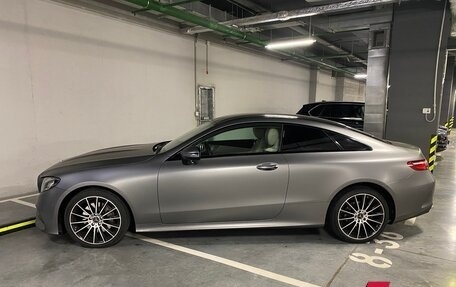 Mercedes-Benz E-Класс, 2018 год, 5 000 000 рублей, 3 фотография