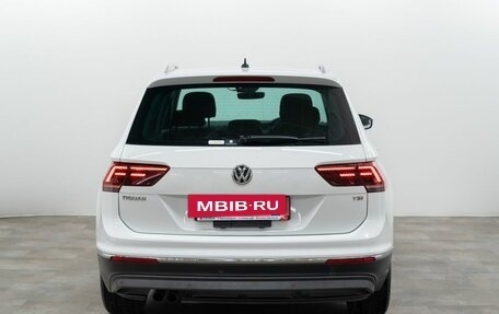 Volkswagen Tiguan II, 2016 год, 1 950 000 рублей, 5 фотография