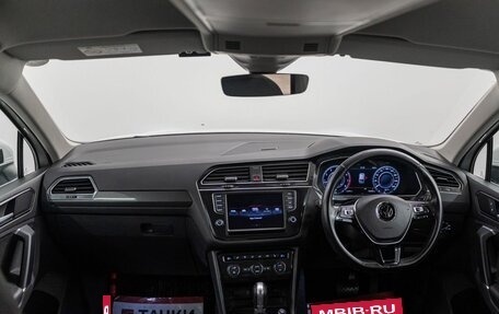 Volkswagen Tiguan II, 2016 год, 1 950 000 рублей, 9 фотография