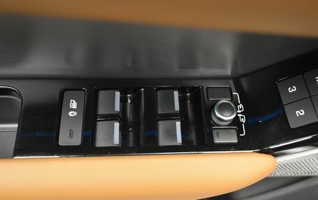 Land Rover Range Rover Velar I, 2018 год, 4 300 000 рублей, 13 фотография