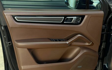 Porsche Cayenne III, 2023 год, 11 200 000 рублей, 9 фотография