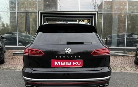 Volkswagen Touareg III, 2019 год, 4 199 000 рублей, 7 фотография
