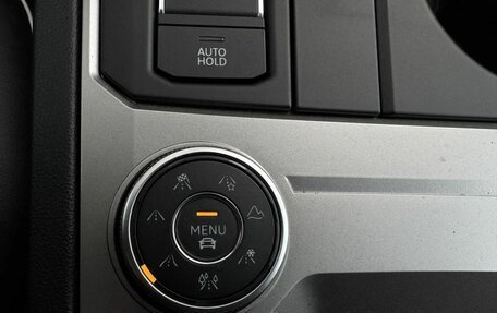 Volkswagen Touareg III, 2019 год, 4 199 000 рублей, 25 фотография