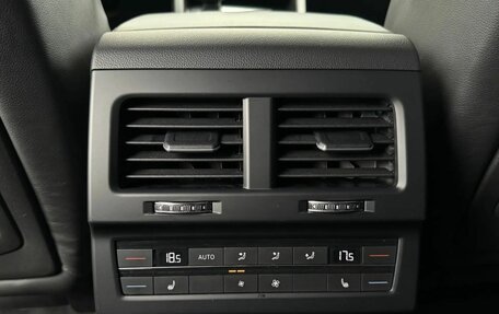 Volkswagen Touareg III, 2019 год, 4 199 000 рублей, 26 фотография