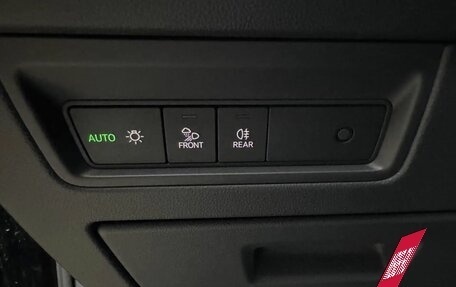 Volkswagen Touareg III, 2019 год, 4 199 000 рублей, 38 фотография