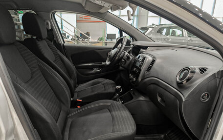 Renault Kaptur I рестайлинг, 2016 год, 1 350 000 рублей, 13 фотография