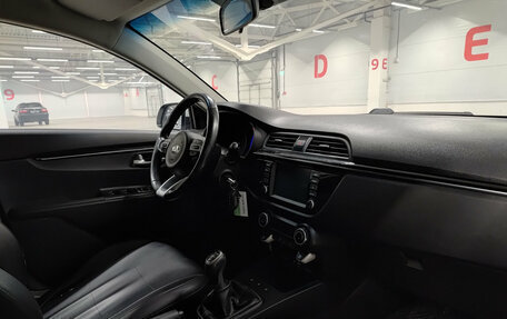 KIA Rio IV, 2018 год, 1 399 000 рублей, 13 фотография