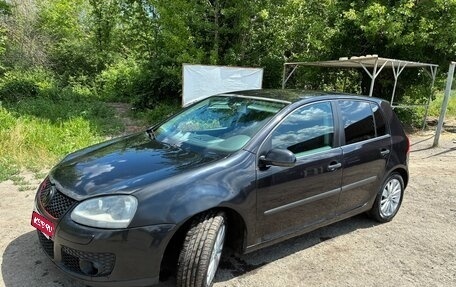 Volkswagen Golf V, 2004 год, 410 000 рублей, 1 фотография
