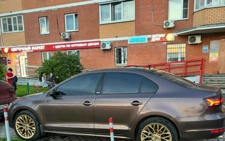 Volkswagen Jetta VI, 2014 год, 810 000 рублей, 2 фотография