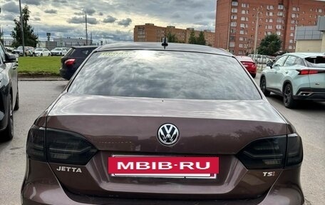 Volkswagen Jetta VI, 2014 год, 810 000 рублей, 6 фотография