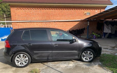 Volkswagen Golf V, 2004 год, 410 000 рублей, 18 фотография