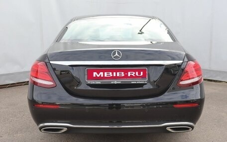 Mercedes-Benz E-Класс, 2017 год, 3 599 000 рублей, 5 фотография