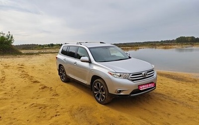 Toyota Highlander III, 2012 год, 2 100 000 рублей, 1 фотография