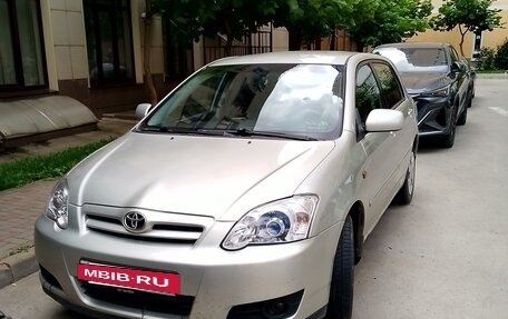 Toyota Corolla, 2004 год, 400 000 рублей, 9 фотография