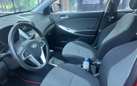 Hyundai Solaris II рестайлинг, 2013 год, 800 000 рублей, 9 фотография