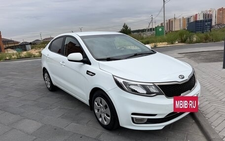 KIA Rio III рестайлинг, 2016 год, 985 000 рублей, 4 фотография