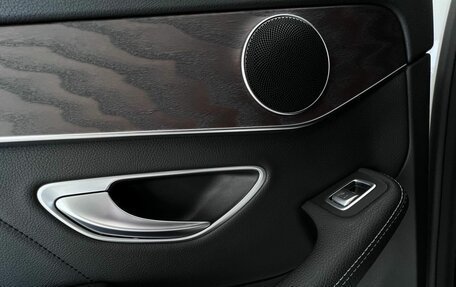 Mercedes-Benz C-Класс, 2018 год, 2 450 000 рублей, 30 фотография