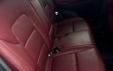 Hyundai Tucson III, 2017 год, 2 100 000 рублей, 11 фотография