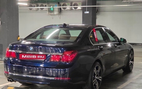 BMW 7 серия, 2015 год, 2 500 000 рублей, 9 фотография