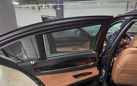 BMW 7 серия, 2015 год, 2 500 000 рублей, 19 фотография