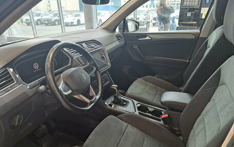 Volkswagen Tiguan II, 2020 год, 2 482 000 рублей, 20 фотография