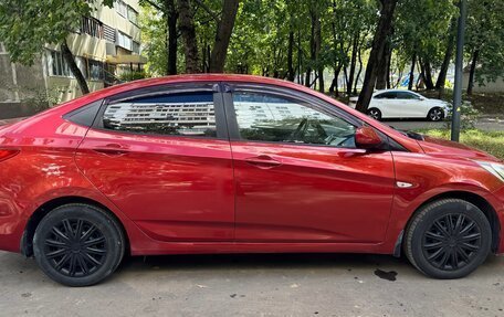 Hyundai Solaris II рестайлинг, 2012 год, 890 000 рублей, 4 фотография