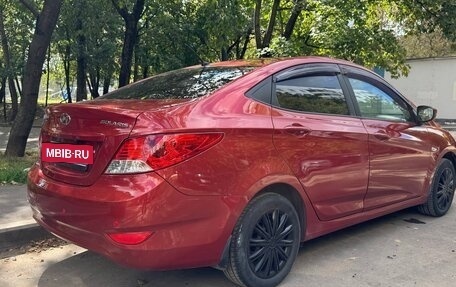 Hyundai Solaris II рестайлинг, 2012 год, 890 000 рублей, 5 фотография