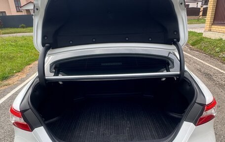 Toyota Camry, 2020 год, 2 350 000 рублей, 24 фотография