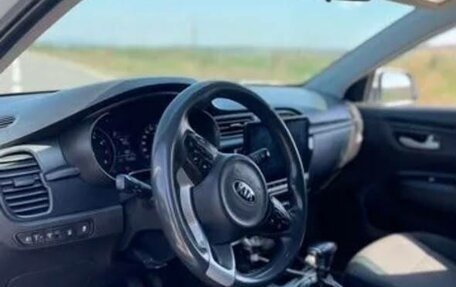 KIA Rio IV, 2018 год, 850 000 рублей, 7 фотография