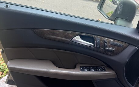 Mercedes-Benz CLS, 2011 год, 2 200 000 рублей, 12 фотография