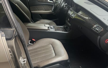 Mercedes-Benz CLS, 2011 год, 2 200 000 рублей, 17 фотография