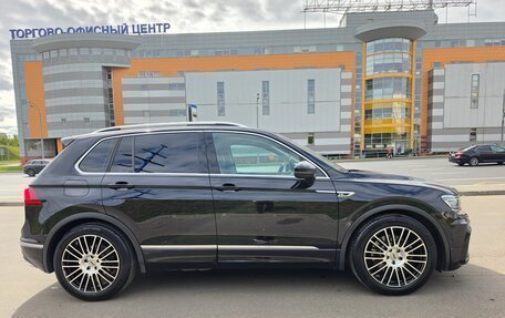 Volkswagen Tiguan II, 2019 год, 3 300 000 рублей, 5 фотография
