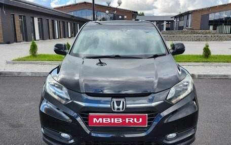Honda Vezel, 2015 год, 1 450 000 рублей, 1 фотография