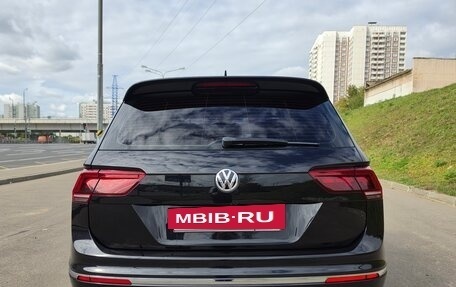 Volkswagen Tiguan II, 2019 год, 3 300 000 рублей, 10 фотография