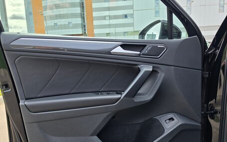 Volkswagen Tiguan II, 2019 год, 3 300 000 рублей, 15 фотография