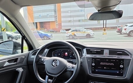 Volkswagen Tiguan II, 2019 год, 3 300 000 рублей, 21 фотография