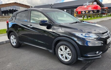 Honda Vezel, 2015 год, 1 450 000 рублей, 3 фотография