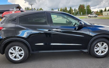 Honda Vezel, 2015 год, 1 450 000 рублей, 4 фотография