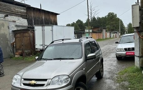 Chevrolet Niva I рестайлинг, 2013 год, 650 000 рублей, 1 фотография