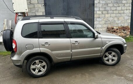 Chevrolet Niva I рестайлинг, 2013 год, 650 000 рублей, 5 фотография