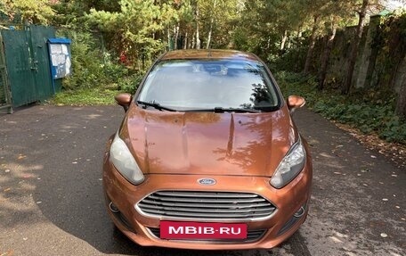 Ford Fiesta, 2015 год, 640 000 рублей, 2 фотография