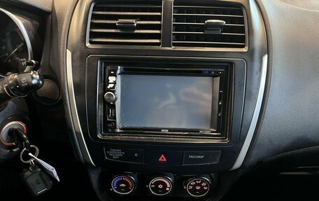 Mitsubishi ASX I рестайлинг, 2013 год, 950 000 рублей, 13 фотография