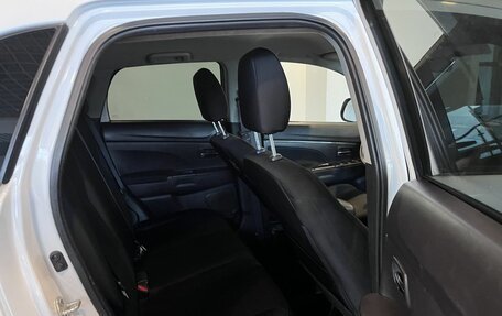 Mitsubishi ASX I рестайлинг, 2013 год, 950 000 рублей, 24 фотография