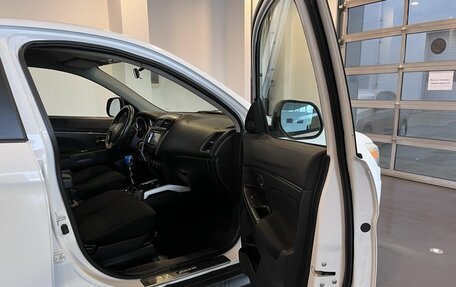 Mitsubishi ASX I рестайлинг, 2013 год, 950 000 рублей, 25 фотография