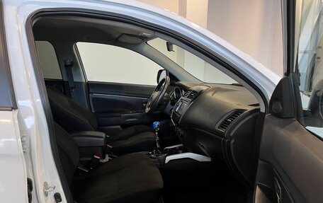 Mitsubishi ASX I рестайлинг, 2013 год, 950 000 рублей, 27 фотография