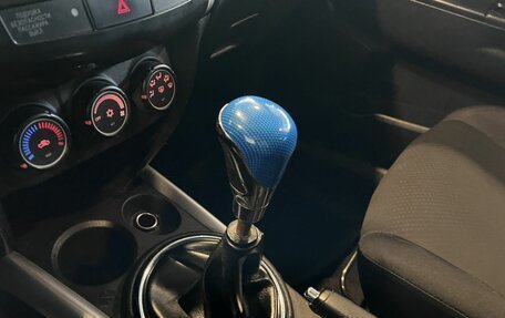 Mitsubishi ASX I рестайлинг, 2013 год, 950 000 рублей, 29 фотография
