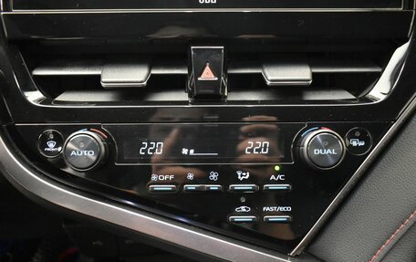 Toyota Camry, 2021 год, 3 149 000 рублей, 18 фотография
