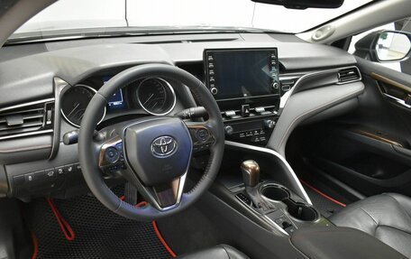 Toyota Camry, 2021 год, 3 149 000 рублей, 19 фотография