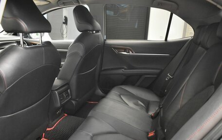 Toyota Camry, 2021 год, 3 149 000 рублей, 21 фотография