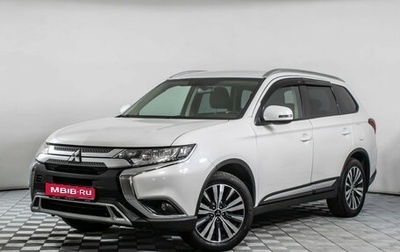Mitsubishi Outlander III рестайлинг 3, 2020 год, 2 010 000 рублей, 1 фотография